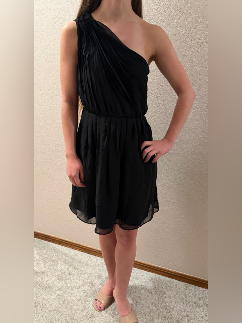 Chelsea & Violet M Black One-Shoulder Pleated Cocktail Dress Chiffon LBD NEW